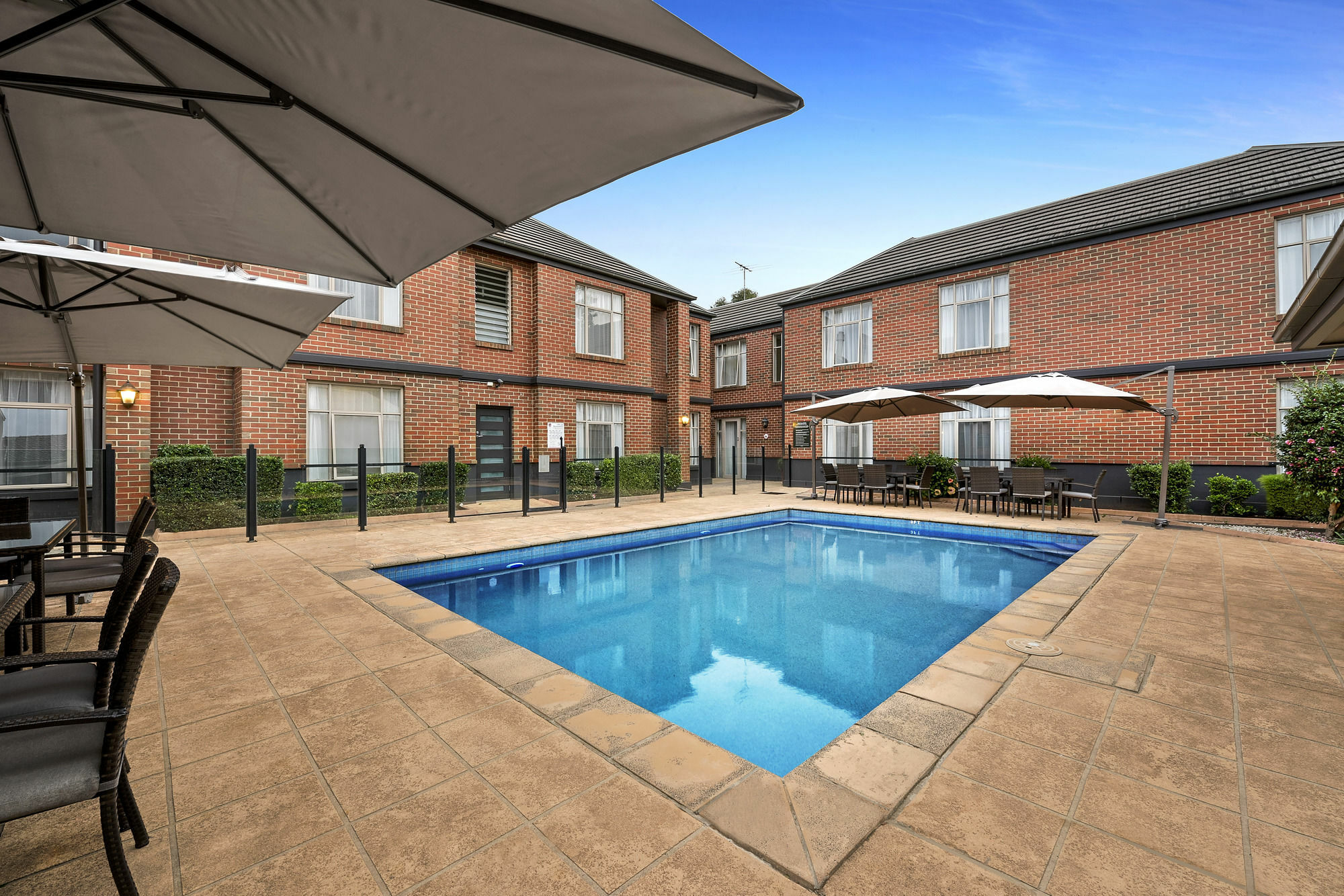 Aparthotel Quest Dandenong Exterior foto